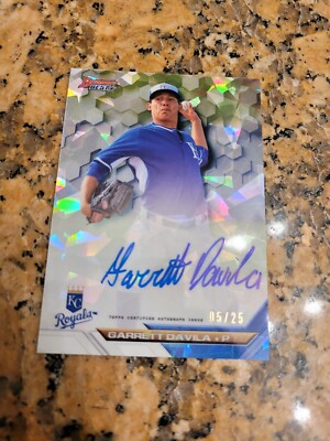 2016 Bowman's Best of Atomic Refractor /25 Garrett Davila #B16-GD Auto