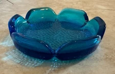 70's Anchor Hocking Blue pebbled Textured Ashtray 6" flower shape