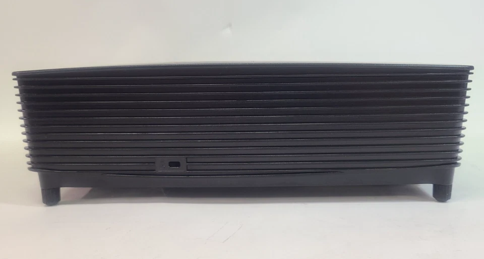 Dell 1450 DLP Projector 3000 ANSI Lumens 14 Lamp Hours w/ Accessories - Image 4 of 4