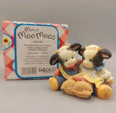 Mary s Moo Moos We Make A Great Team! 1994 Three Legged Race Cow Figurine 130648