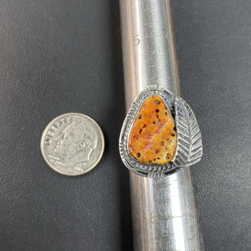 Sterling Silver Ring With Spiny Size 6.75