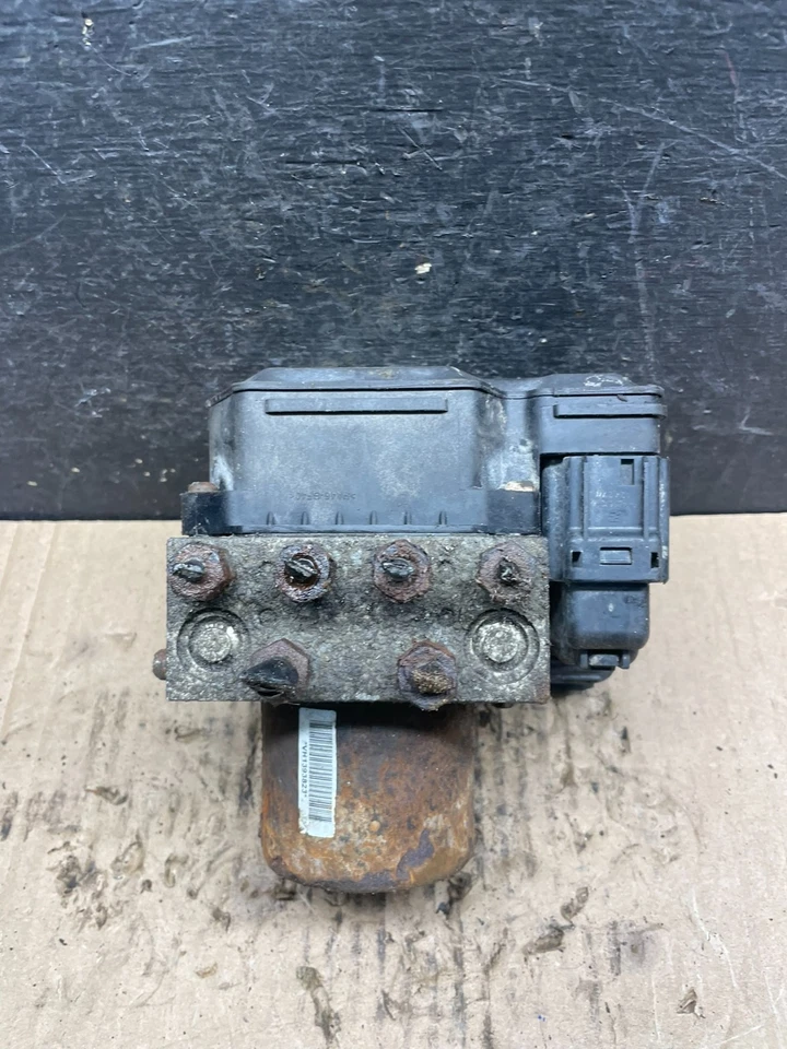 Ford F250 F350 Super Duty 2013 ABS módulo de bomba de freno antibloqueo R9421 DG Foto 3 de 4