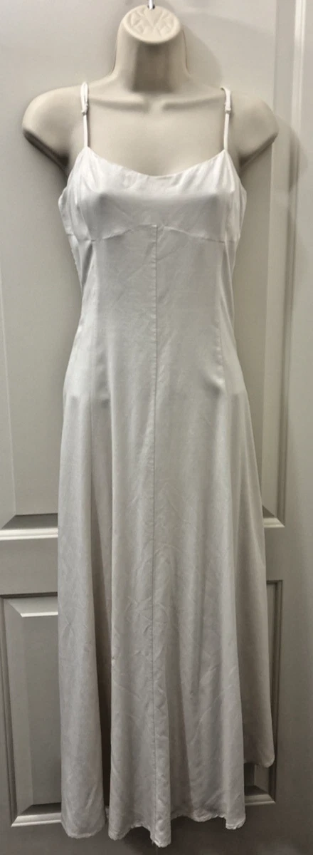 dresses with high waist line Ever-Pretty High-Waisted Chiffon High Slit Budget Bridesmaid Dress with V-Neck and Elegant Ruffles main image 1