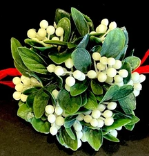 Vintage Plastic Mistletoe Kissing Ball w/ Jingle Bell - Hanging Christmas Decor