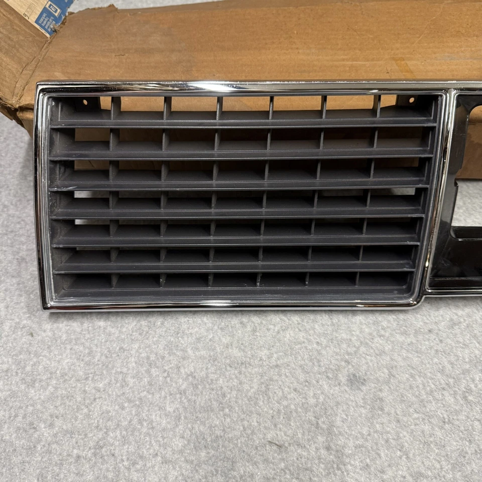 1982-1991 Pontiac 6000 Left Grille Assy Drivers Side New NOS - Image 2 of 4