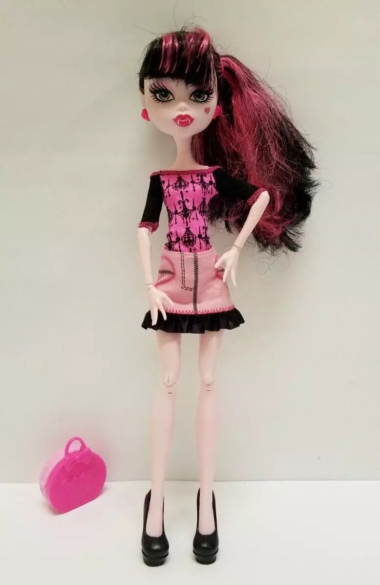 Boneca monster high draculaura