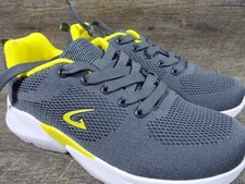 Geers Youth Kid Size 3 Gray w/ Yellow Trim Mesh Lace Up Cushioned Sneakers 3986