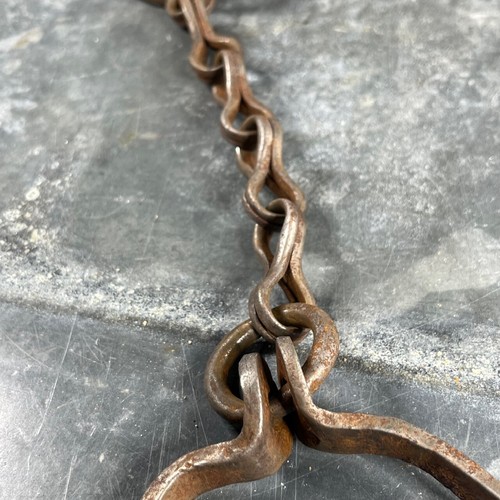 Entraves XVIIIe Siècle – Menottes de Chevilles, Fer Forgé. Bagnard, prisonnier - Foto 5 di 12