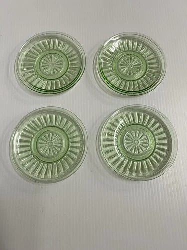 Vintage Green Depression Glass Plates Set of 4  5.5 Inches