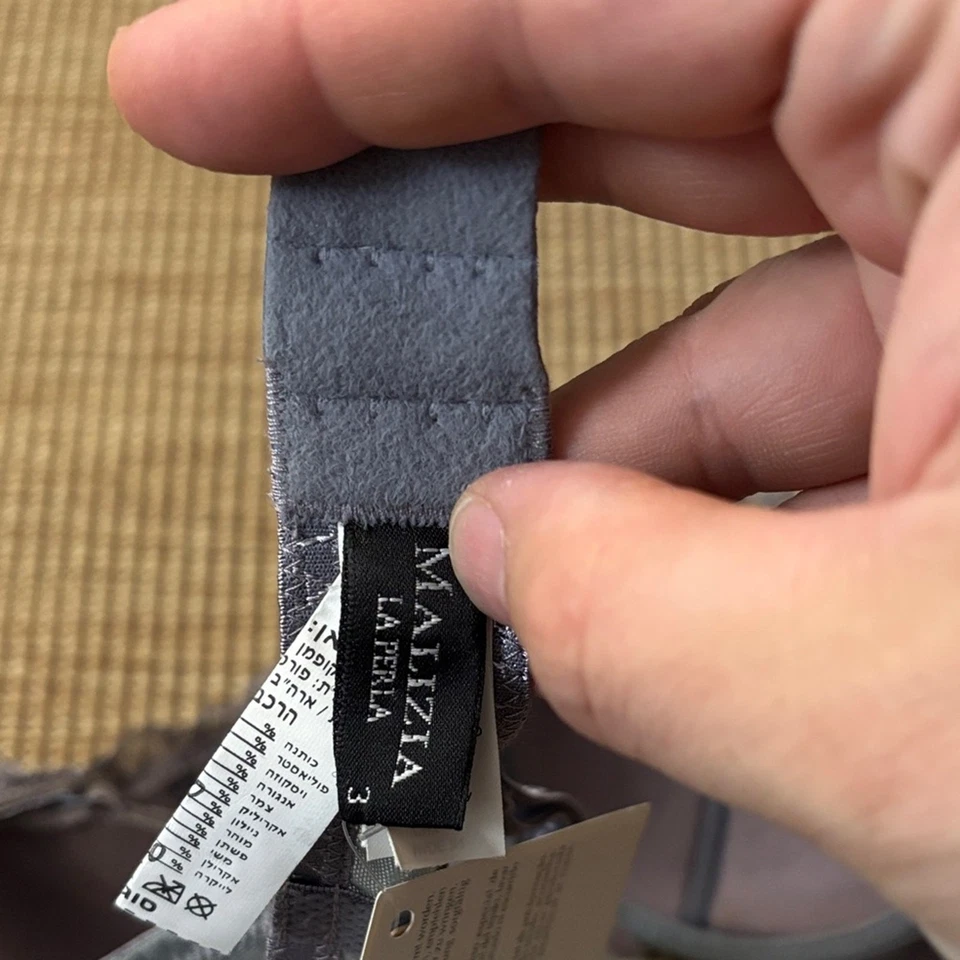 Nuevo con etiquetas Sujetador bordado de encaje Malizia by La Perla - Gris oscuro talla 36B 3 Foto 2 de 4