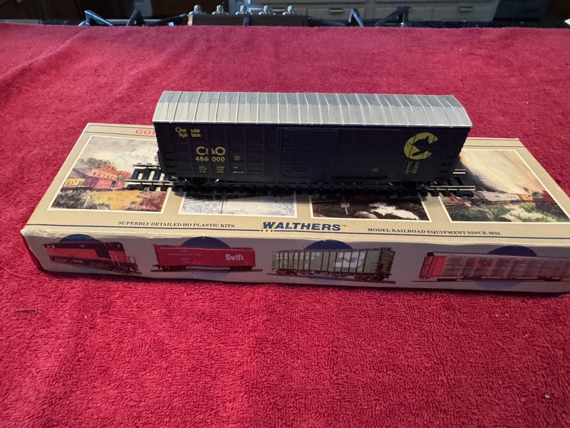 HO Walthers Chessie System 50’ Waffle Boxcar C&O #486070 Metal Wheels
