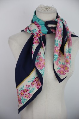 ROBERTO CAPUCCI 100% SEIDE SEIDE KRAWATTENSCHAL FOULARD MADE IN ITALY CASUAL VINTAGE