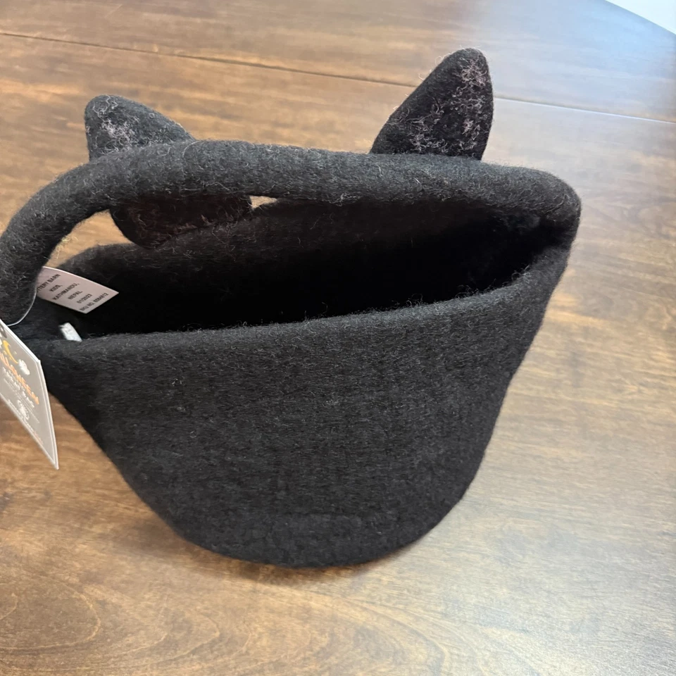 BOLSA TOTE POTTERY BARN KIDS FEITA À MÃO LÃ FELTRADA GATO HALLOWEEN GULOSEIMA ~ PRETA - Imagem 2 de 4