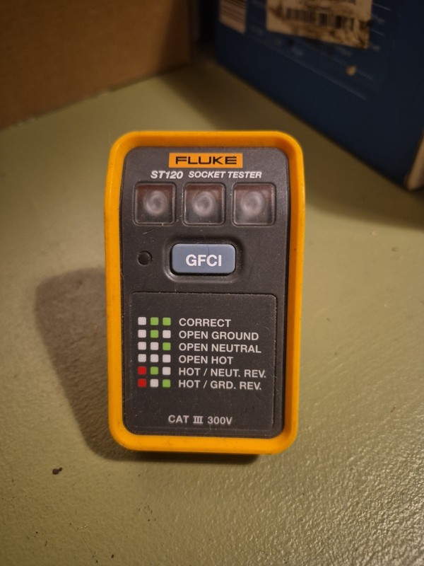 Fluke ST120 GFCI Socket Tester. Used Great Condition, Used One Time