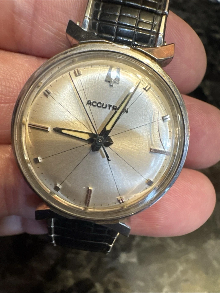 Vtg 1967 M7 56567 Bulova Accutron Bowtie Tuning Fork Men's Watch Working 36MM - Image 3 of 4