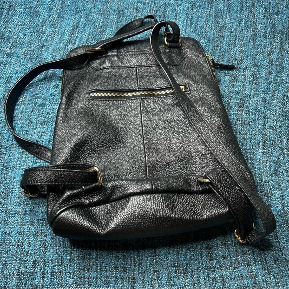 L.Credi Pebbled Leather Convertible Backpack in Black Made 