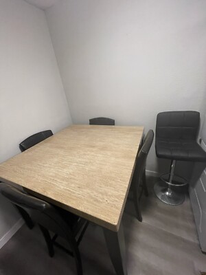 4 seat dining table