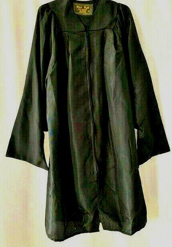 OAK HALL BLACK MATTE MASTER GRADUATION GOWN MANY SIZES AND SOME SHINY