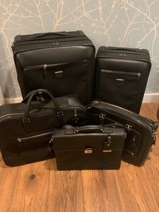 tumi suitcase set
