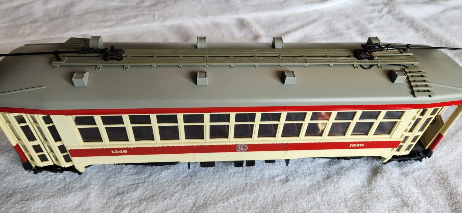 Picture 4 of 6