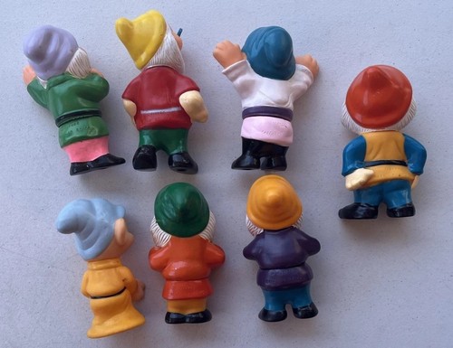 Vintage DISNEY Seven Dwarfs Rubber Squeak Toys Made In China Rare 1970s - Picture 3 of 7
