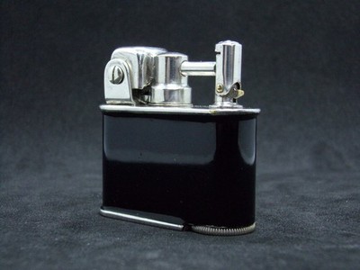 LANCEL LADY Benzinfeuerzeug Lack versilbert lighter petrol Feuerzeug