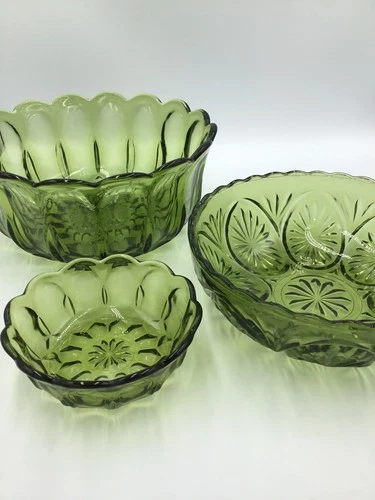 3 V’tge💚Anchor Hocking Etched Avocado Green Bowl Set- Variety Sizes- EUC