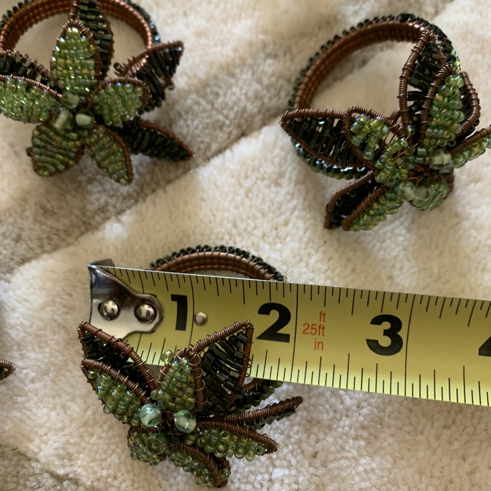 Set Of 8 Beaded Tropical Floral Green Napkin Rings eBay