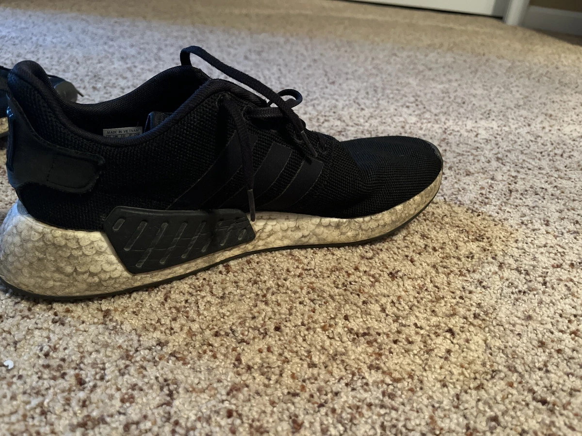 R2 core black 2025
