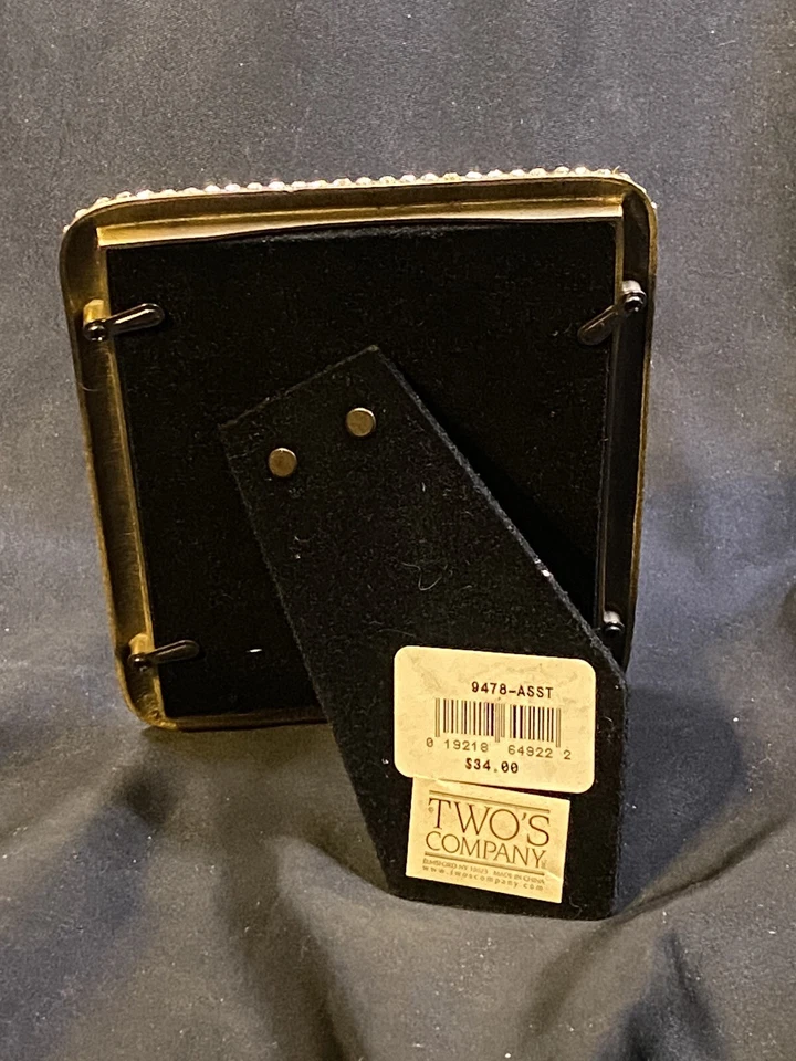 RARO TWOS COMPANY ESMALTE VERMELHO E CRISTAL INCORPORADO 3,5 x 5” QUADRO NOVO COM ETIQUETAS TOM DOURADO - Imagem 4 de 4