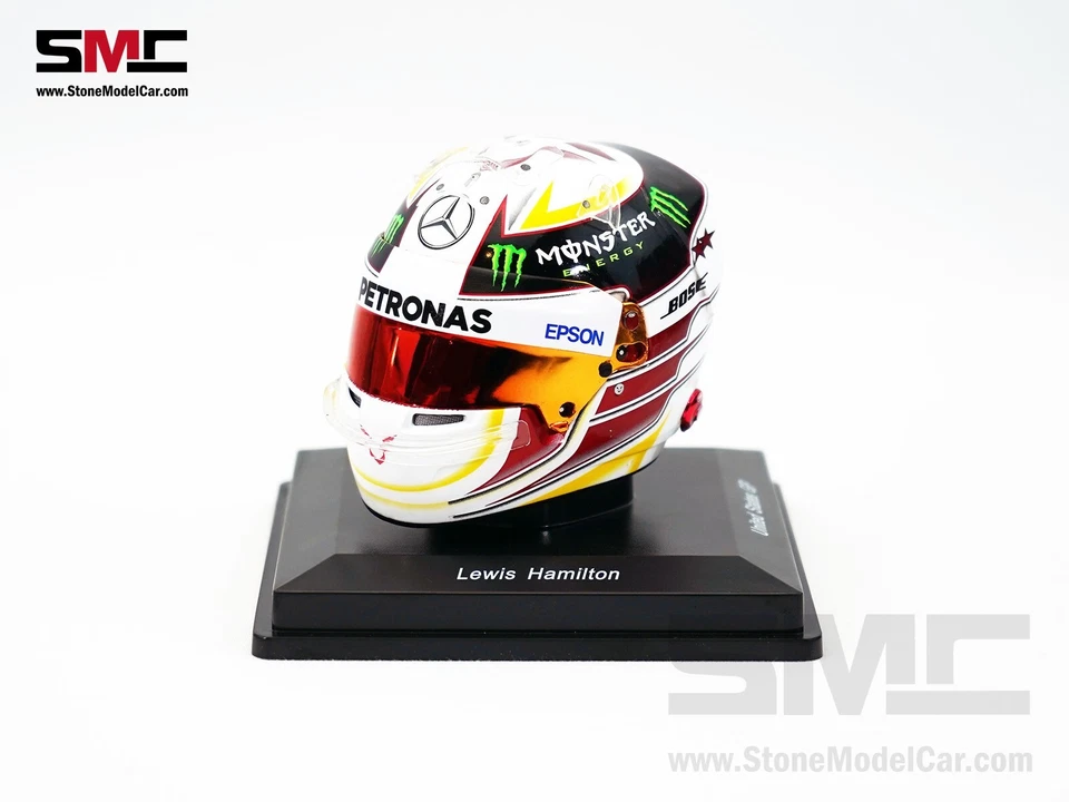 Capacete de faísca Mercedes AMG F1 W06 #44 Lewis Hamilton EUA GP 2015 3x WDC 1:5 5HF170 - Imagem 3 de 4