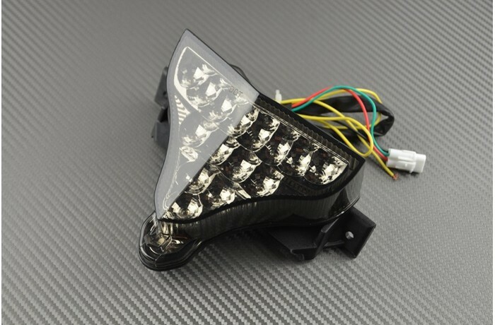 Feu stop LED YAMAHA R1 RN22 clignotant intégré optique arrière fumé noir
