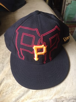 NEW ERA 59FIFTY FITTED HAT/CAP. PIRATES. 7 3/8 NWoT See Desc.”Love