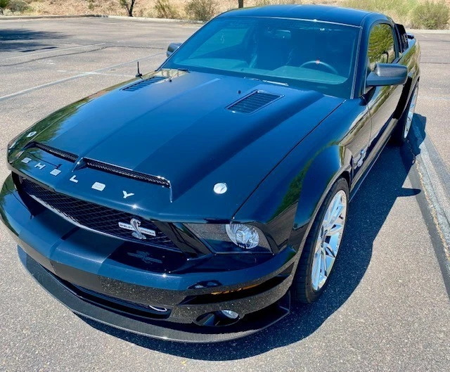 Ford Mustang Shelby GT500KR 2009 Foto 2 de 4