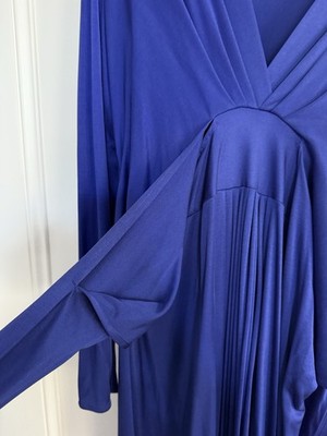 sachin and babi light blue dress Royal watchers rejoice! Kate Middleton's engagement dress back on sale main image 0