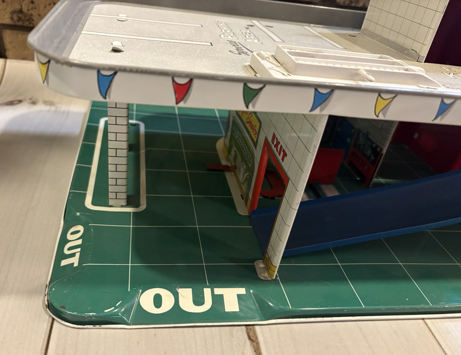 Marx Tin Litho Service Center Gas Station Vintage