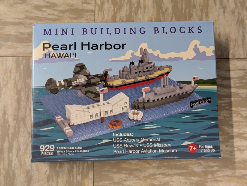 Pearl Harbor Mini Building Blocks USS Arizona, Bowfin, Missouri, Aviation (T170)