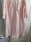 Vtg 1980’s Merwille 50/50 Nightgown Women XXL Pink Bow Design Cottage Core Defec — photo 3