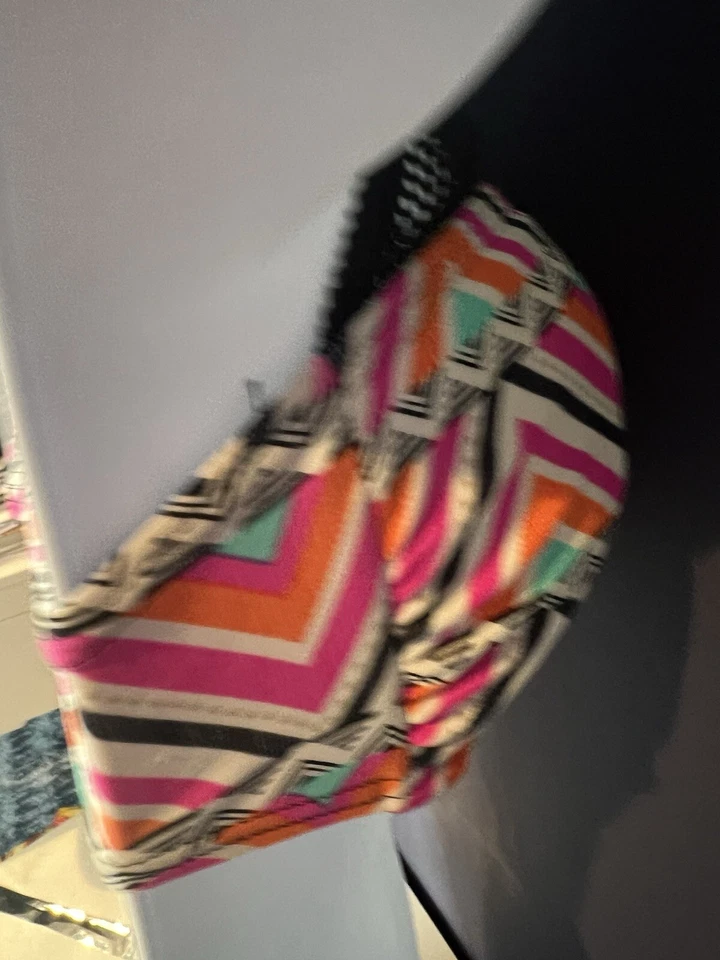 Malibu Dream Girl Aztec Bikini Top Size M Mesh Swim Suit Top - Image 4 of 4