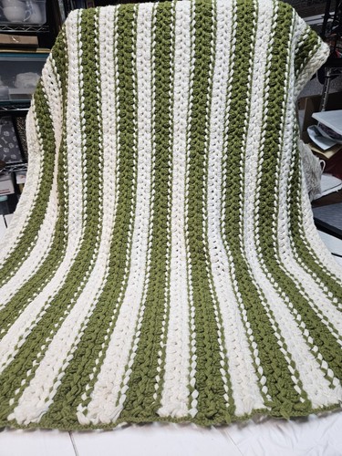 Vintage Crochet Afghan Hairpin Lace Throw Blanket 55x41 Green & White Stripe - Picture 2 of 11