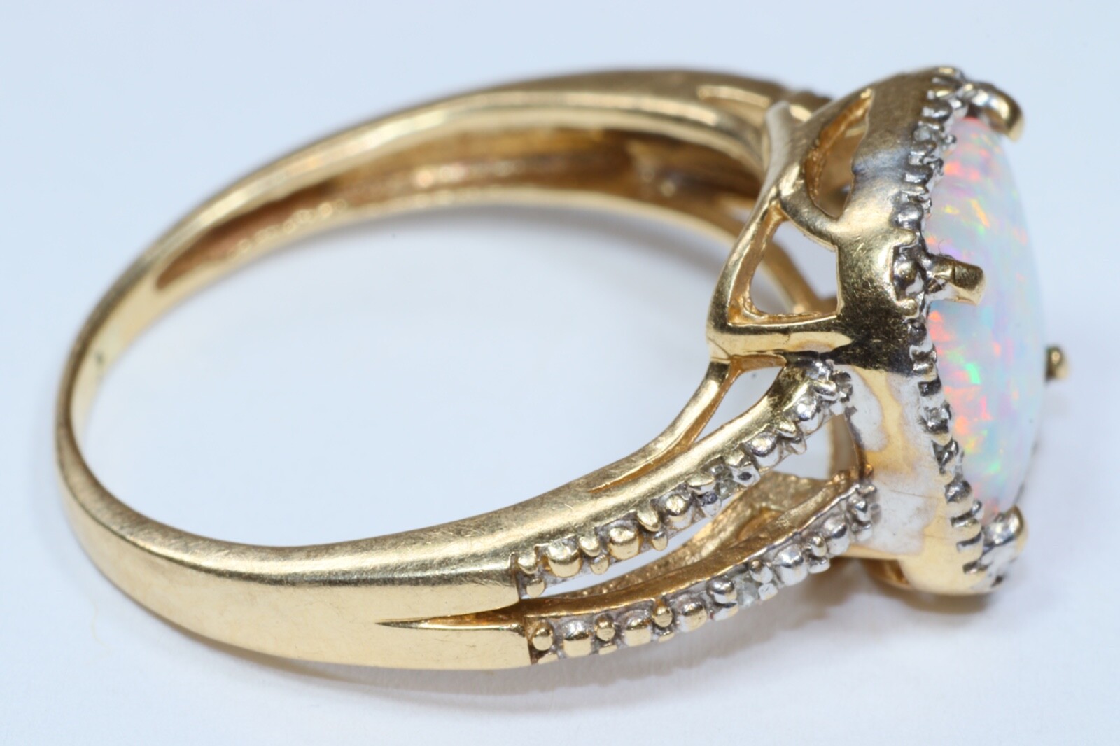 10k Synthetic Opal Ring - image 3