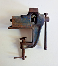 Small Vintage Screw on Table top Vice /  Bench Vice