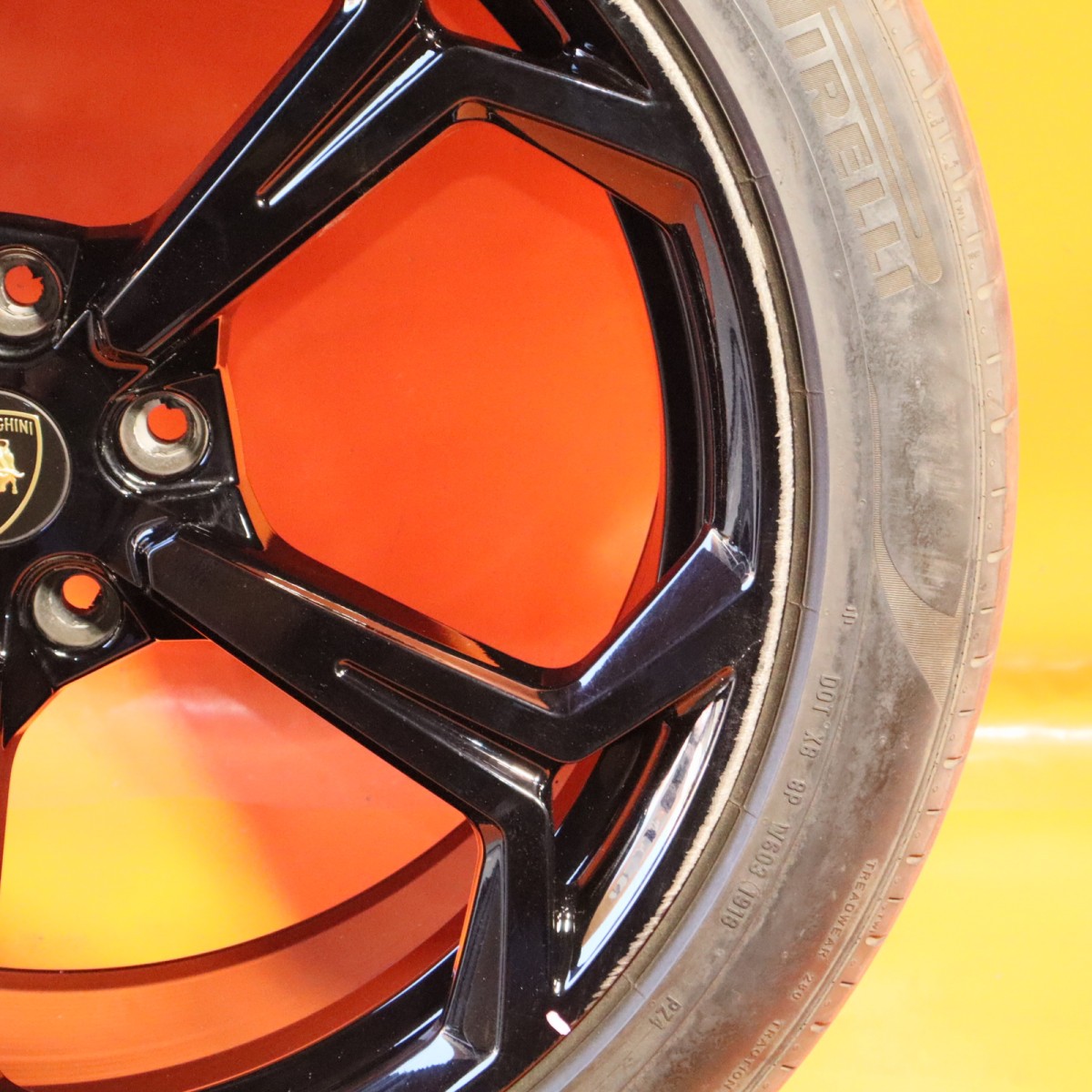 Lamborghini Urus 2019-2023 Front Wheel