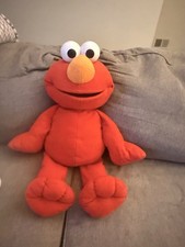   Sesame Street Big Book Elmo Giant Plush 30  Fisher-Price Mattel 2002