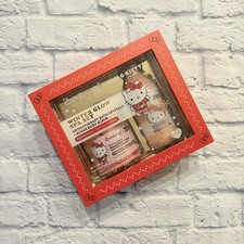 NIB The Cr me Shop x Hello Kitty Winter Glow bath crystals  sugar scrub set