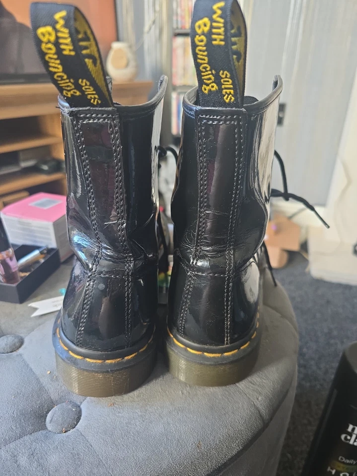 Dr. Doc Martens 1460 Patent Shiny Black UK 8, USA 10 L, EU 42 VGC BP31, photo 4 of 5