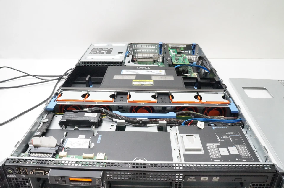 Dell PowerEdge R710 Rack Server 6GB x2 E5506 2.13 GHz Service Tag HZTQ3P1  - Image 2 of 4
