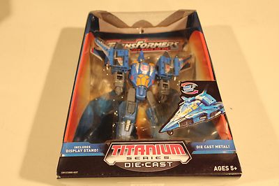 Hasbro Titanium Transformers Series Die Cast Thundercracker