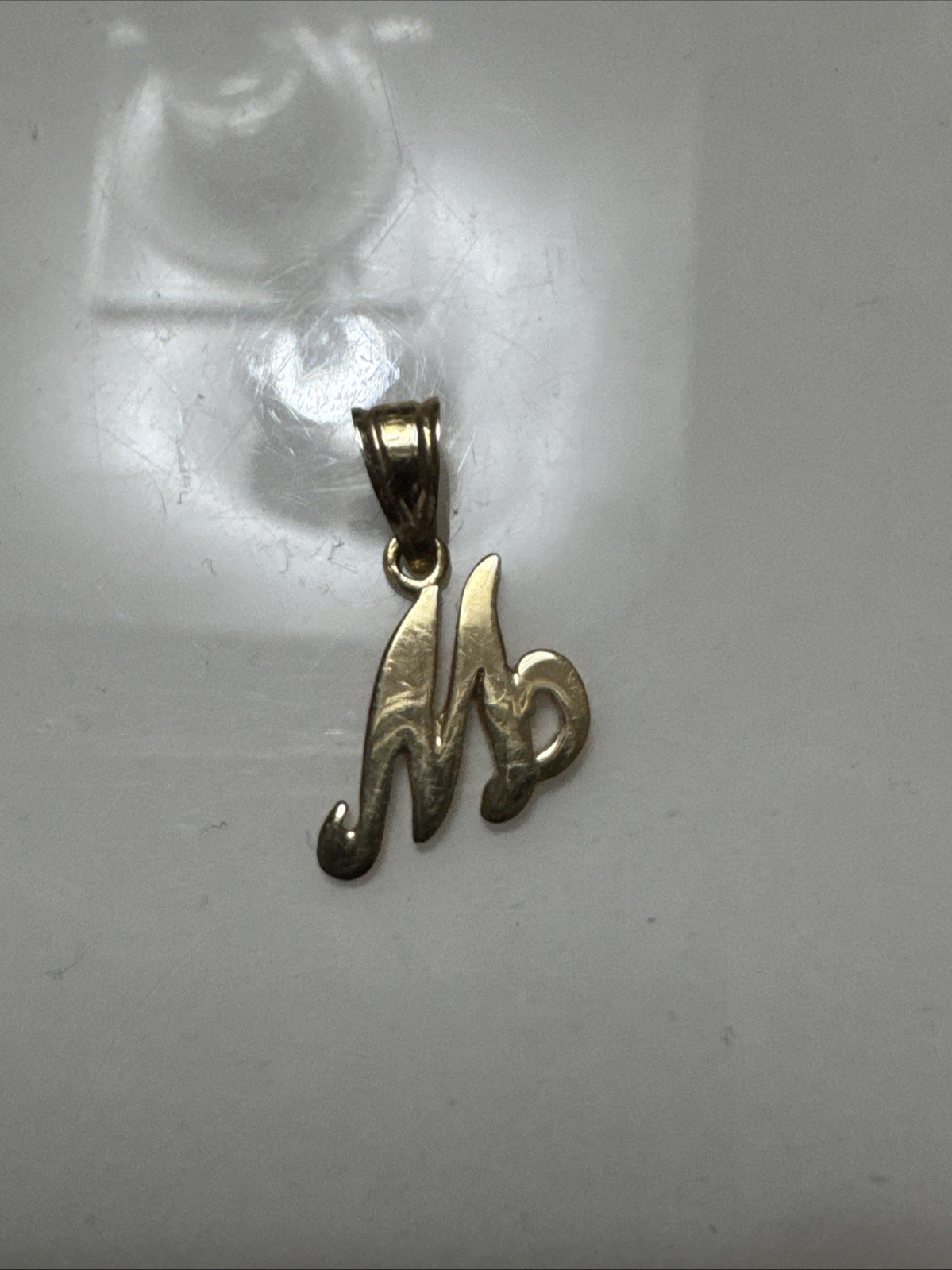 14K Solid Yellow Gold Diamond Cut Initial Alphabe… - image 1