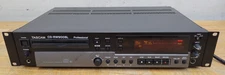 Tascam CD-RW900SL Professional CD Rewritable Recorder. RECORDER ONLY READ DESC